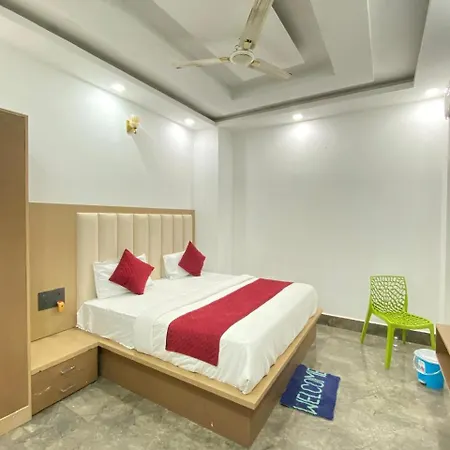 Hotel Prime Star Ac Family Room